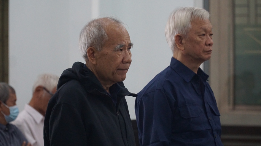 Cựu Chủ tịch Khánh Hòa tiếp tục ra tòa vì sai phạm liên quan đến "đất vàng"