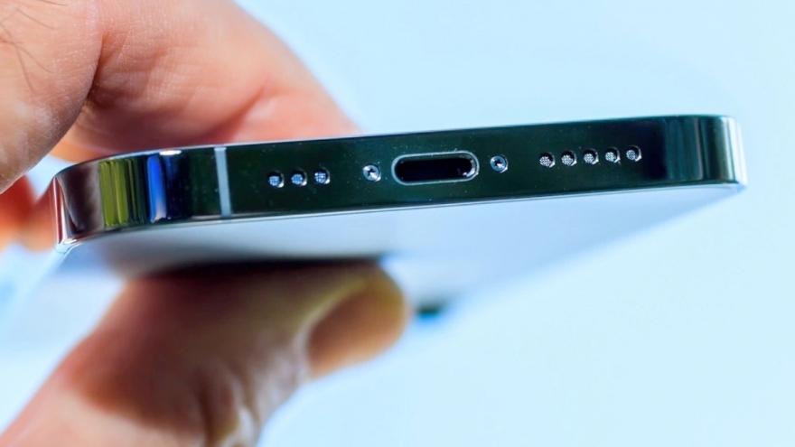Apple lại đau đầu, có thể trang bị USB-C cho iPhone đời cũ