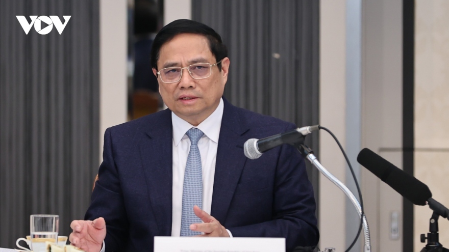 Vietnam gives priority to semiconductor industry development