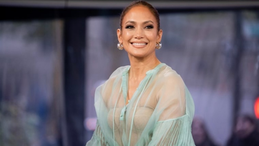 Jennifer Lopez: "Phụ nữ sẽ quyến rũ hơn khi già đi"