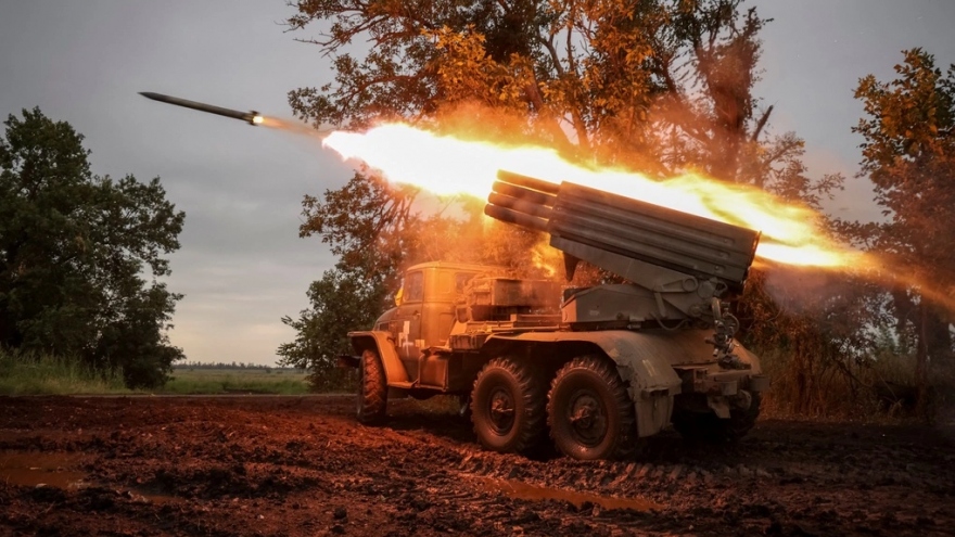 Nga tuyên bố phá hủy kho vũ khí Ukraine, Kiev tấn công sở chỉ huy đối phương