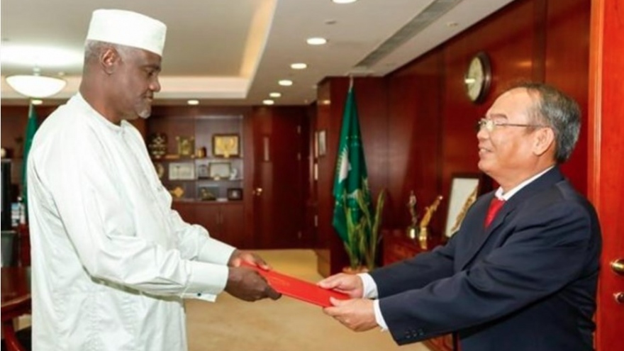 Vietnam, African Union establish diplomatic ties