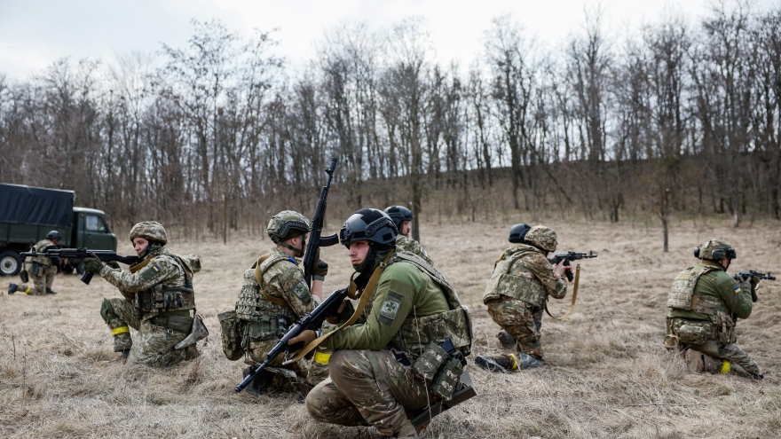 Australia mở rộng huấn luyện quân sự cho Ukraine trong năm 2024