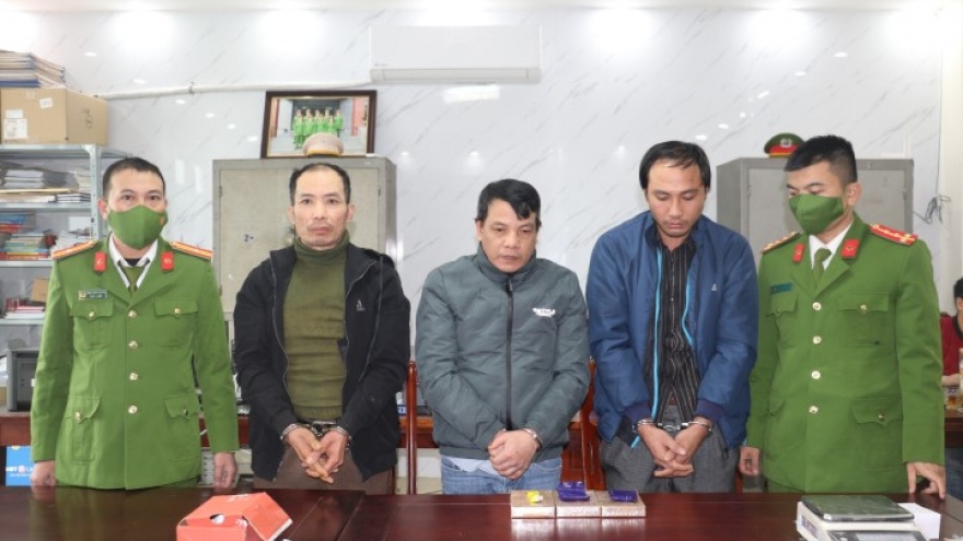 Bắt 4 đối tượng thu giữ lượng lớn ma túy tại Nghệ An