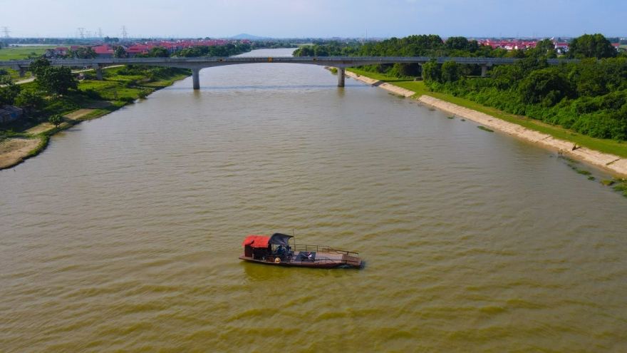 Dừng hoạt động 11 bến khách ngang sông ở Bắc Giang