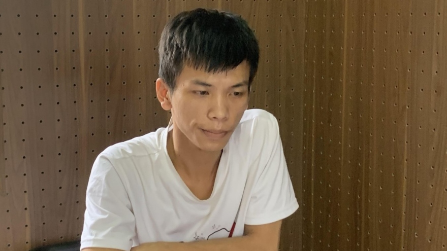 Ném túi xách chứa 55.000 viên ma túy khi gặp lực lượng chức năng