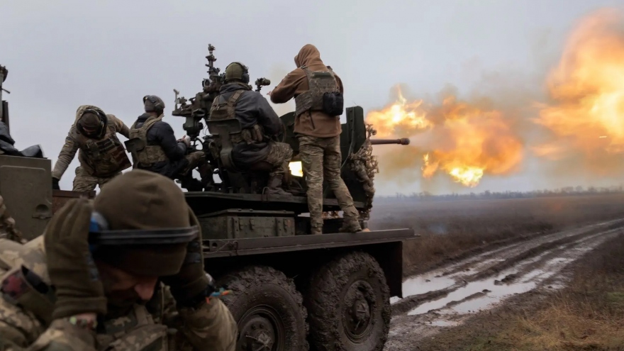 Nga đánh chiếm hàng loạt lãnh thổ, quân Ukraine rơi vào thế nguy chưa từng có