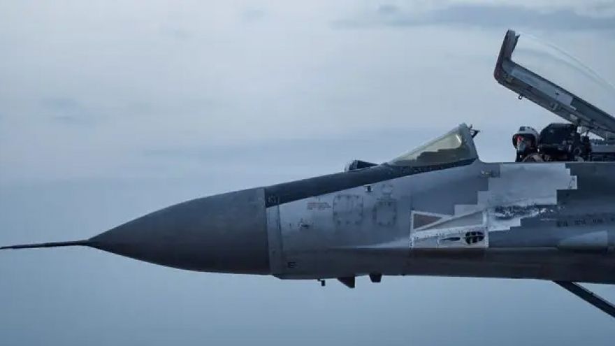 Không quân Ukraine tung video MiG-29 bay cực thấp