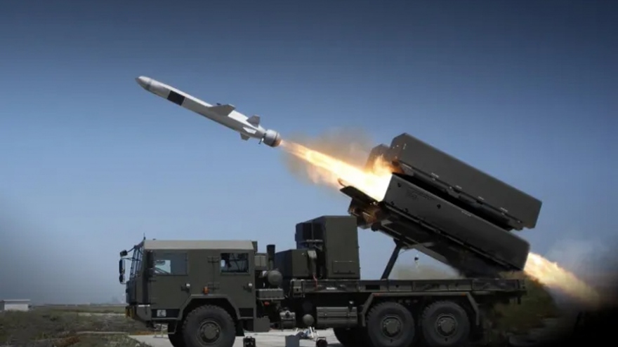 Nga tấn công sân bay Ukraine bằng tên lửa Kinzhal, phá hủy hệ thống NASAMS