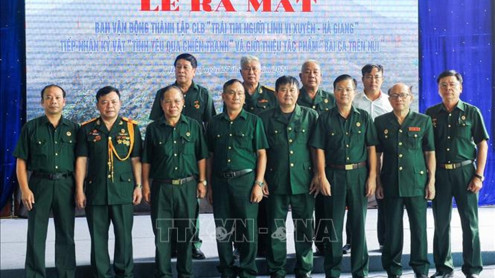 Ra mắt Câu lạc bộ Trái tim người lính Vị Xuyên - Hà Giang