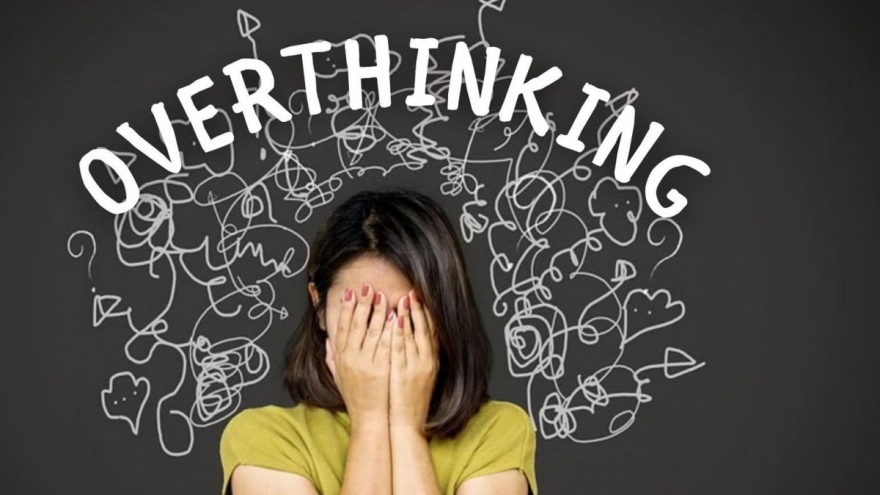 Bạn trẻ và hội chứng overthinking