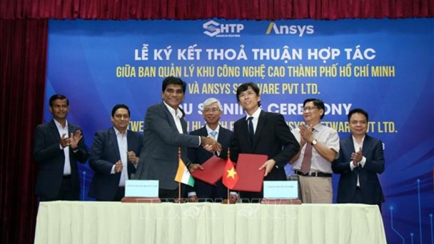 HCM City, US software company collaborate to develop semiconductor workforce