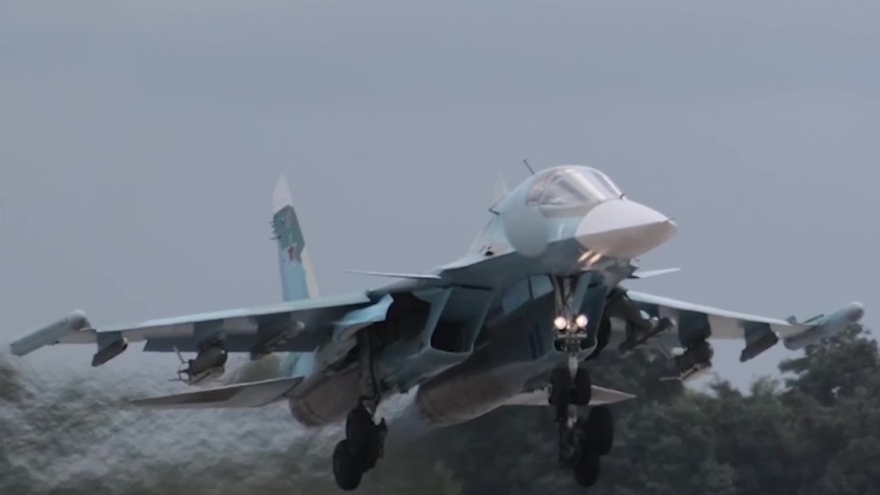 Tiêm kích Su-34 mang bom thông minh UMPC: “Cơn ác mộng” của Ukraine