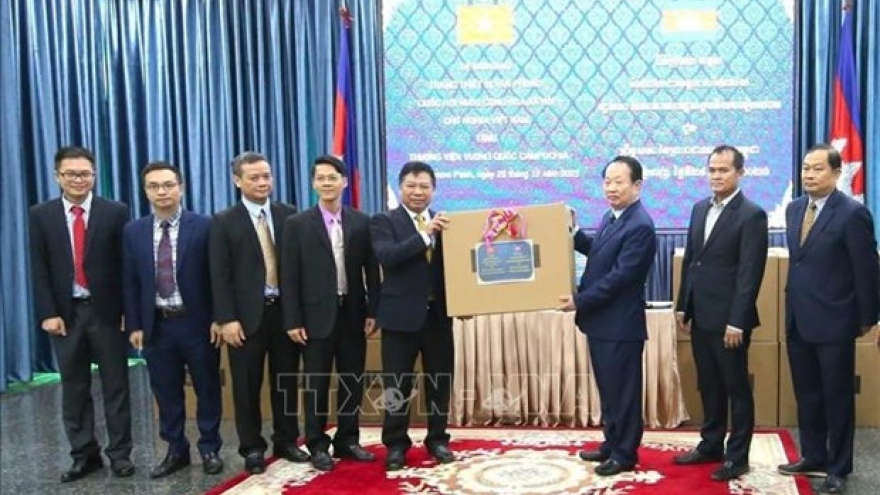 Vietnam, Cambodia deepen cooperation among legislative bodies