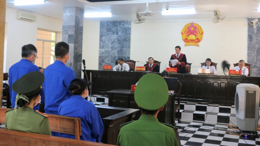 "Trùm buôn lậu” Nguyễn Thị Kim Hạnh lĩnh thêm án 19 năm tù