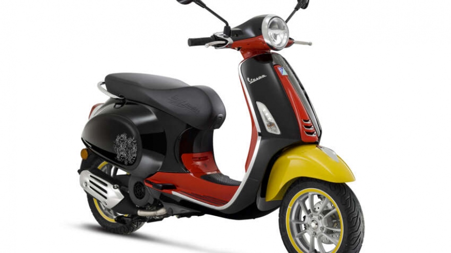 Vespa giới thiệu phiên bản giới hạn chuột Mickey giá hơn 120 triệu đồng