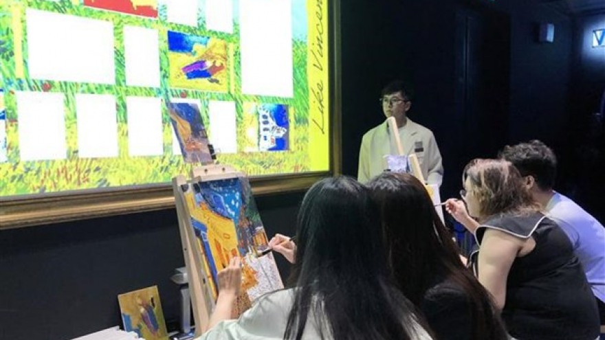 Van Gogh’s masterpieces introduced to HCM City