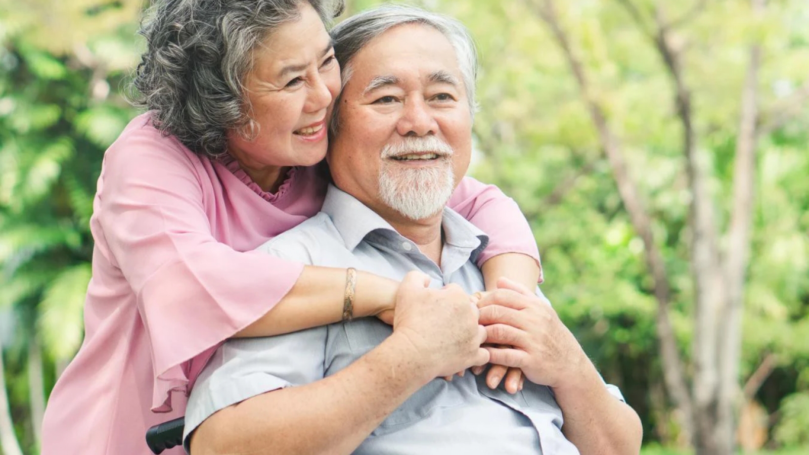 Có nên "nối lại tình xưa" với người yêu cũ năm 17 tuổi?
