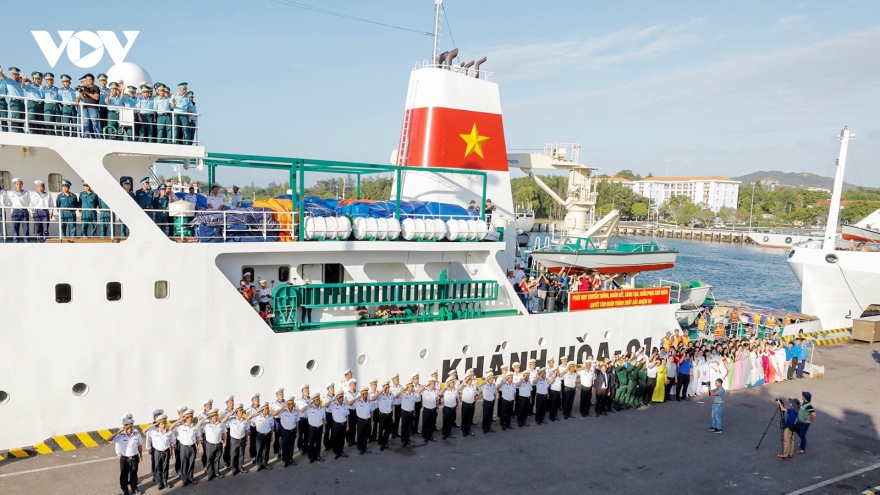 Special gifts to Spratly islanders ahead of Lunar New Year holiday