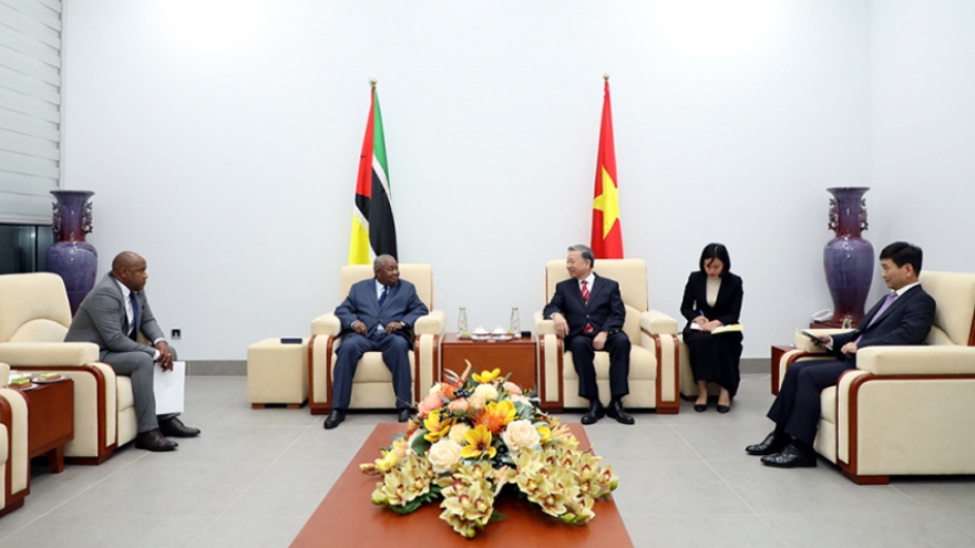 Bộ trưởng Tô Lâm tiếp Đại sứ Mozambique tại Việt Nam
