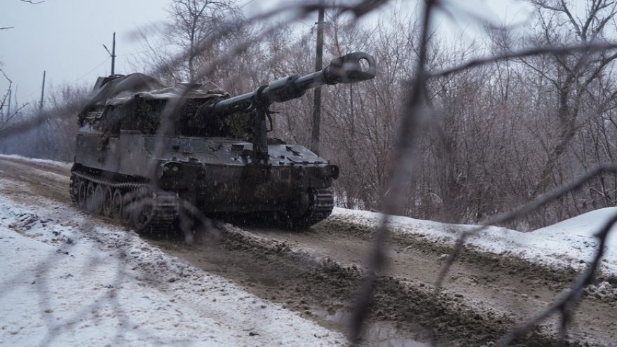 Thiếu đạn dược, Ukraine cố gắng cầm chân Nga để giữ vững tiền tuyến
