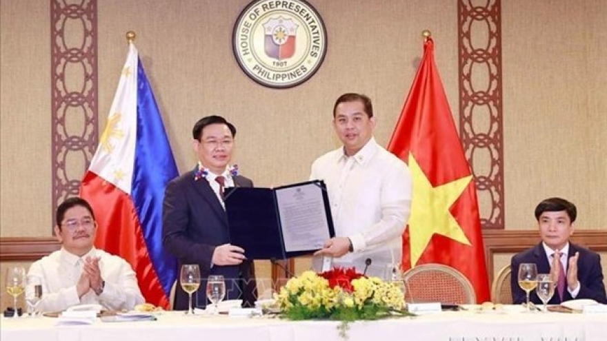 Philippine President’s Vietnam visit to give impulse to bilateral ties