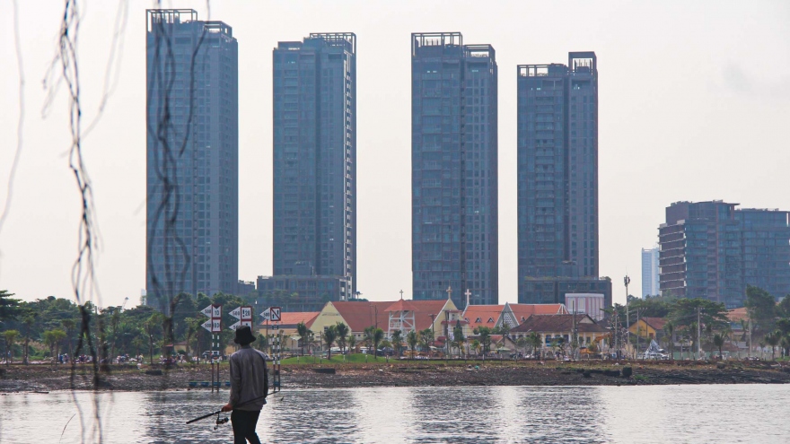 Hanoi, HCM City real estate markets show mixed results