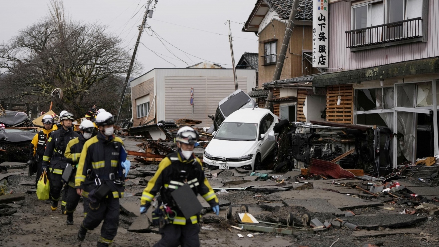 Người dân Ishikawa (Nhật Bản) đối mặt muôn vàn khó khăn sau động đất