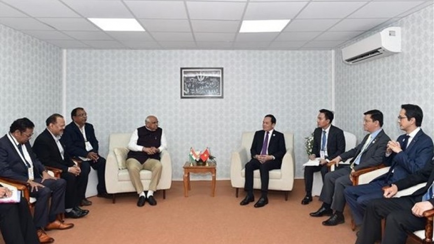 Vietnam enhances ties with India’s Gujarat state