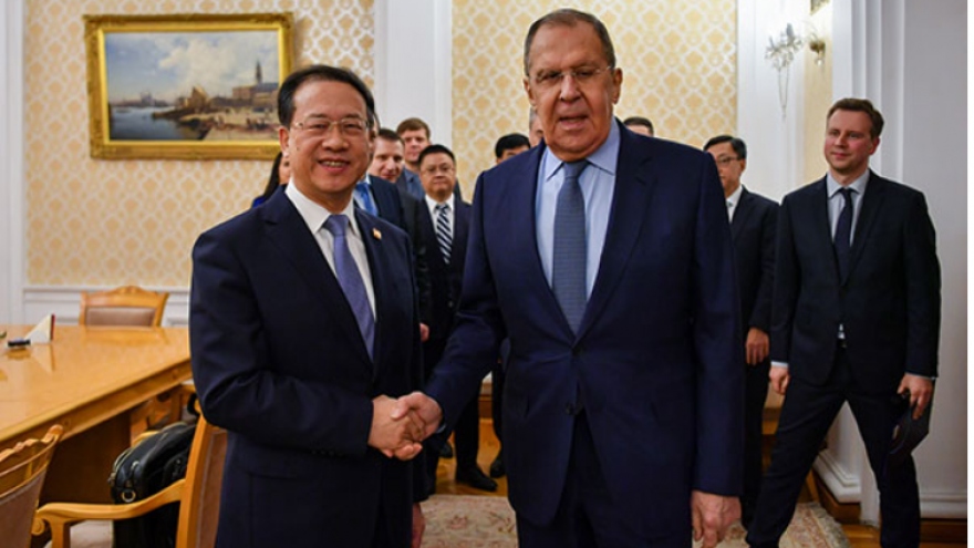 Trung Quốc sẵn sàng cùng với Nga tăng cường hợp tác chiến lược