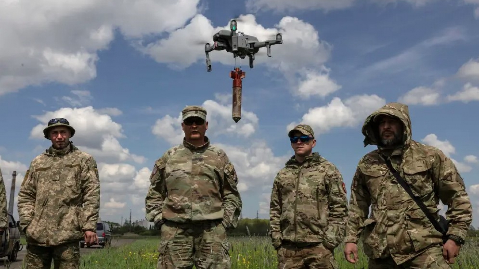Thế khó của Ukraine khi tụt lại trong cuộc đua UAV với Nga