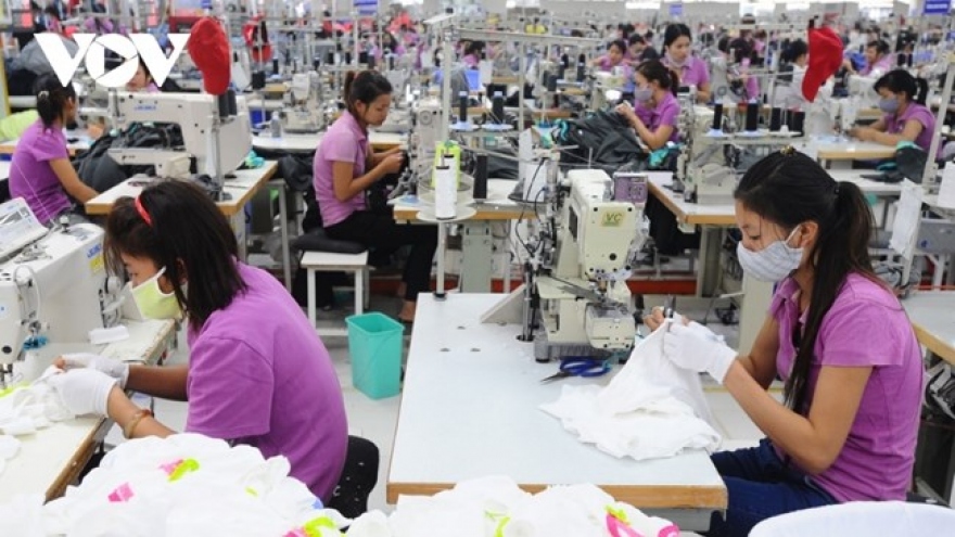 Dệt may Việt Nam thích ứng với rủi ro biến động thị trường
