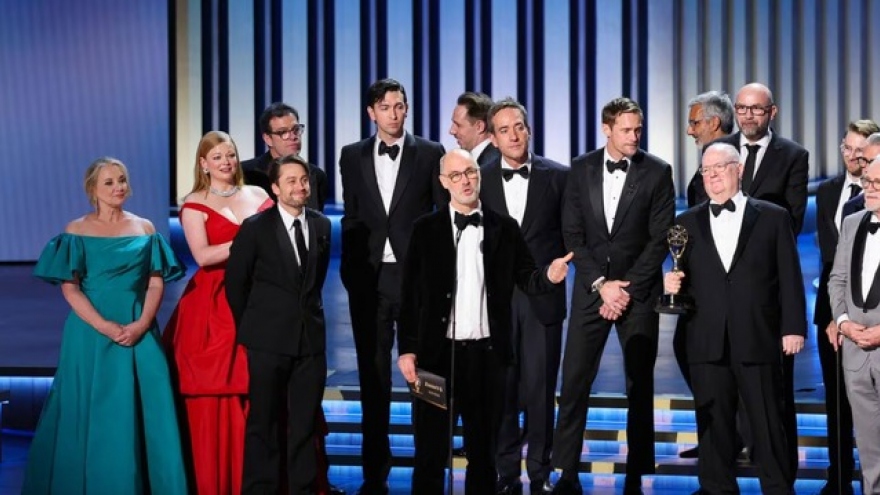 Succession và The Bear giành được nhiều giải thưởng tại Lễ trao giải Emmy lần thứ 75