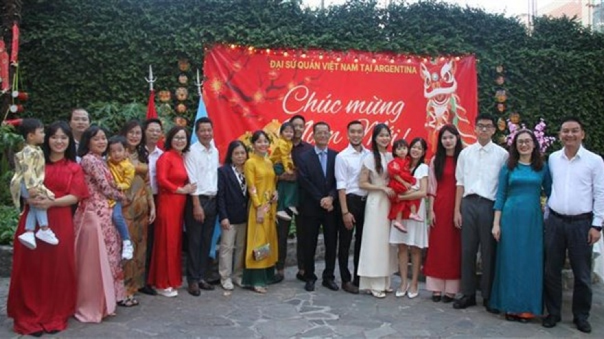 Vietnamese in Argentina, Japan celebrate Lunar New Year