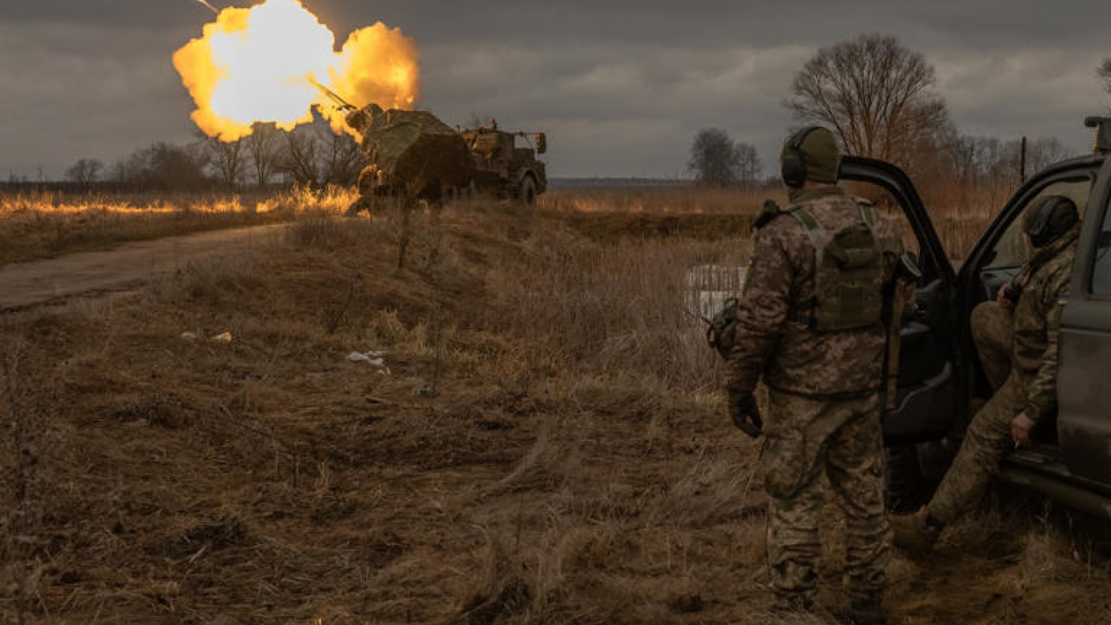 Trận địa của Ukraine tại Avdiika có nguy cơ sụp đổ khi Nga tấn công vũ bão