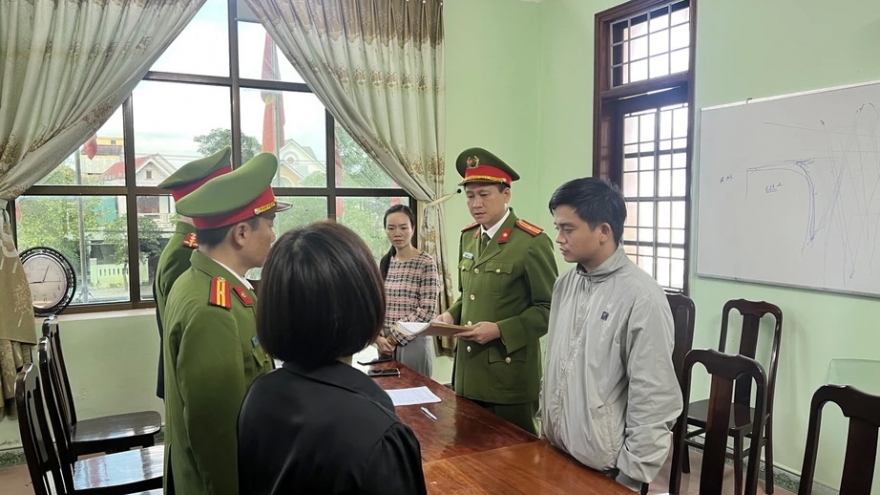 Khởi tố, bắt giam một cán bộ văn phòng đăng ký đất đai ở Quảng Trị