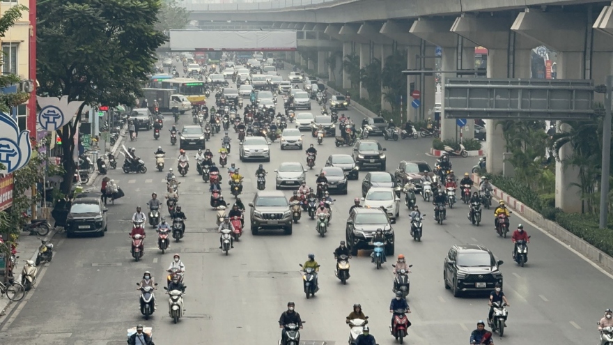 Ngày đầu tiên đi làm của năm mới, đường phố Hà Nội thông thoáng lạ thường