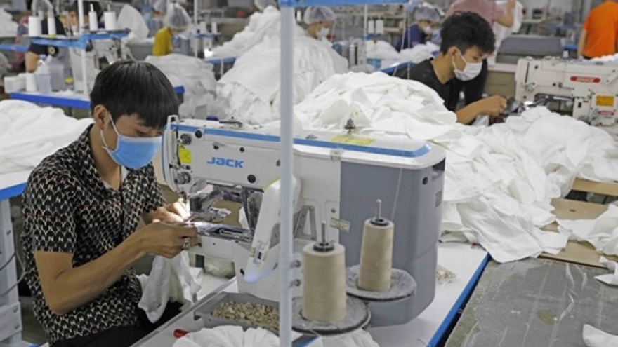 Vietnamese industries eye ambitious export goals in 2024