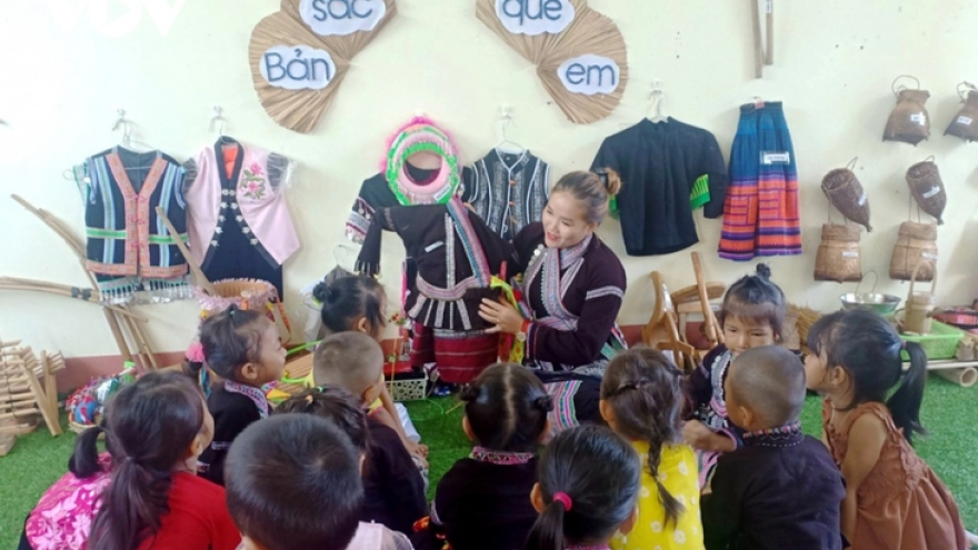Lai Chau ethnic minority groups preserve traditional culture