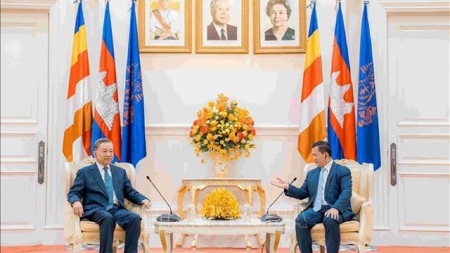 Ministry of Public Security's delegation visits Cambodia