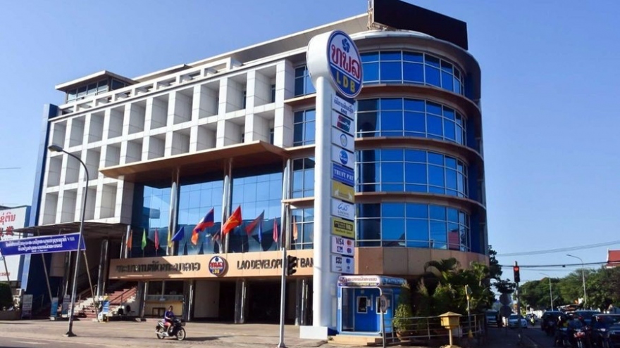 Lào siết chặt quản lý ngoại tệ