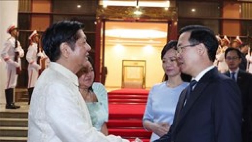 Philippine President concludes State visit to Vietnam