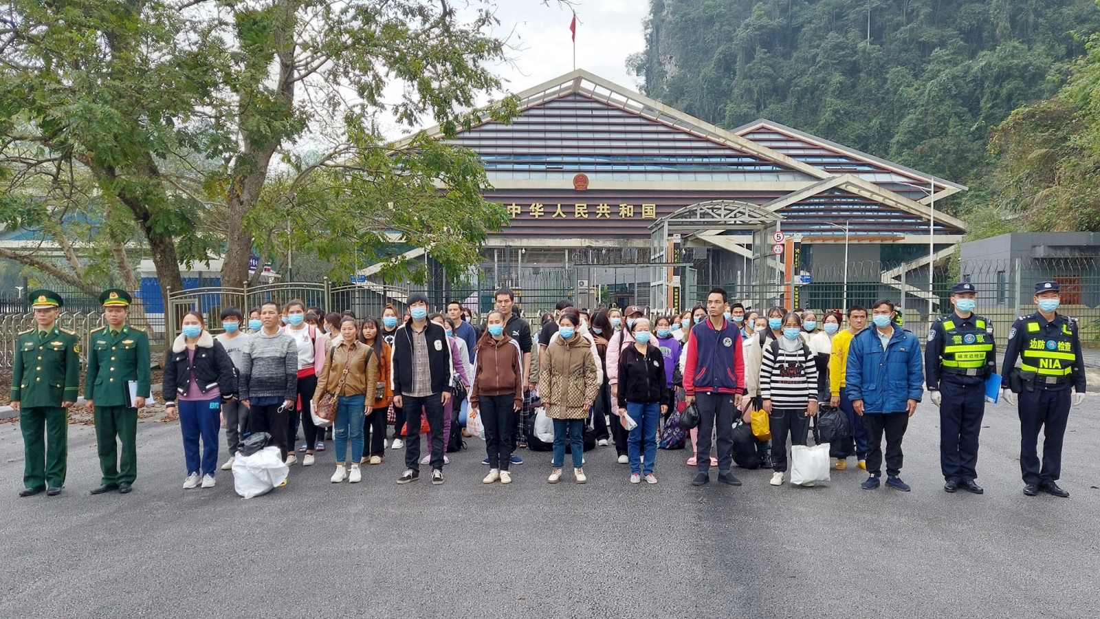 Vietnam receives 62 deportees from China following illegal entry