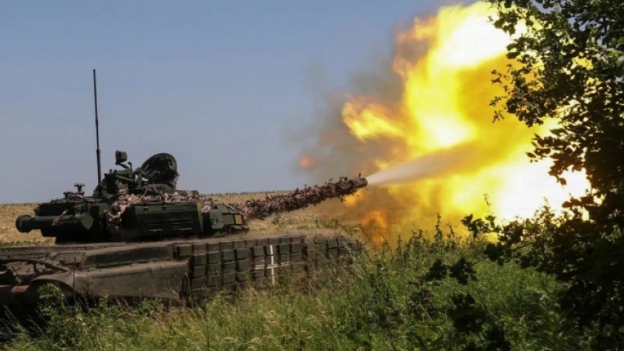 Nga phá hủy kho đạn dược, bắn hạ 97 máy bay không người lái của Ukraine