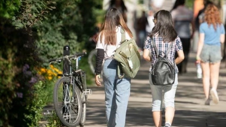 Canada’s new study visa regulation not affecting Vietnamese students: Insider