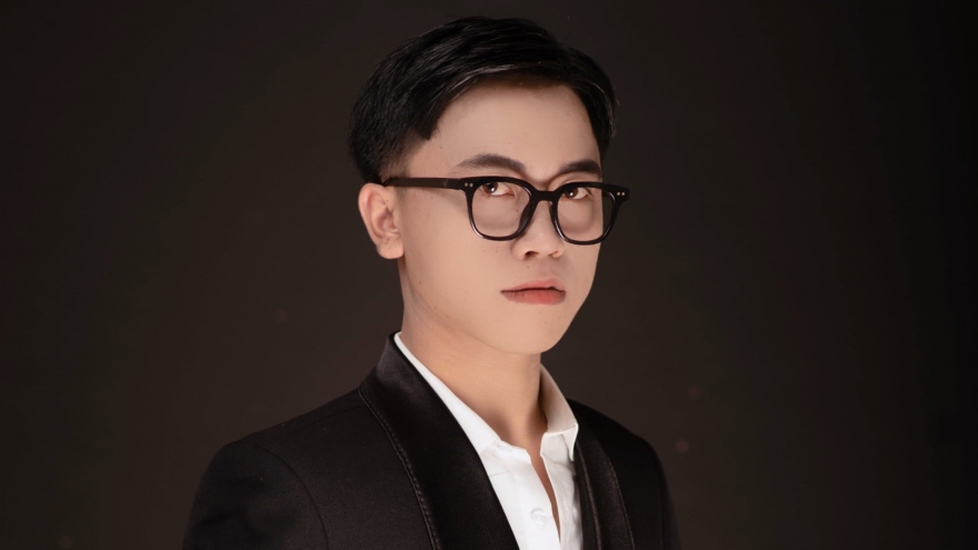 Nguyễn Văn Tiến - DJ/Producer T.Bynz tạo ra các bản nhạc trend trên mạng xã hội