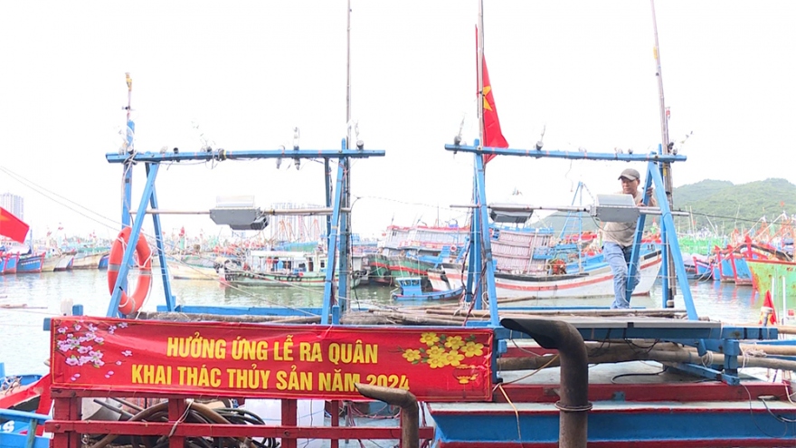 Dọc miền Tết Việt (Kỳ 2): Niềm vui ngày mơ biển