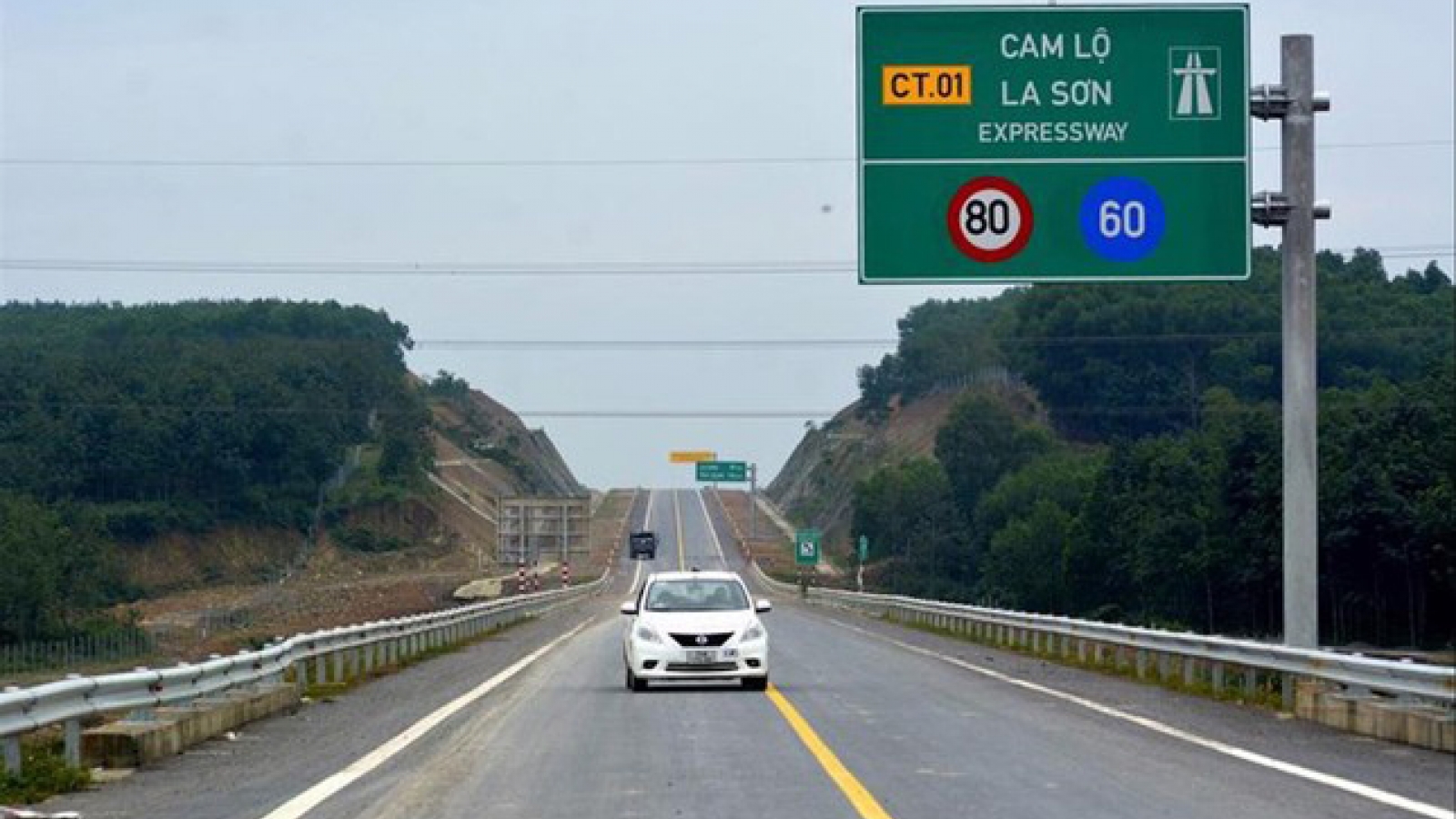Loay hoay ban hành quy chuẩn đường cao tốc