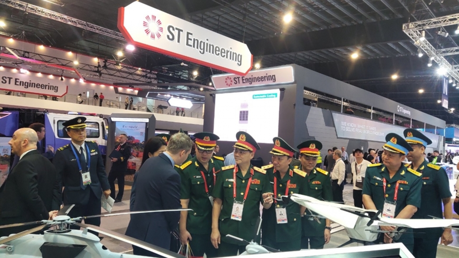 Vietnam attends Singapore Air Show 2024