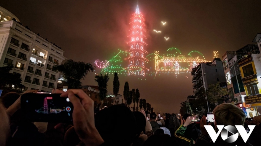 2,024-drone light show marks start of Year of Dragon